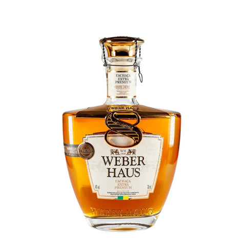 Garrafa de Cachaça Weber Haus Extra Premium 8 Anos 750ml, edição limitada e numerada.