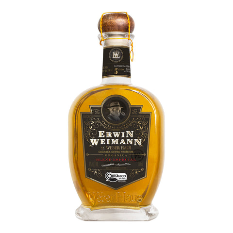 Garrafa de Cachaça Erwin Weimann 5 Anos 750ml, envelhecida em Amburana, Carvalho Americano e Bálsamo.